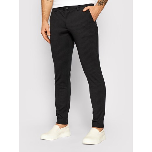 Only & Sons Chinosy Mark 22013727 Czarny Slim Fit ze sklepu MODIVO w kategorii Spodnie męskie - zdjęcie 182672663