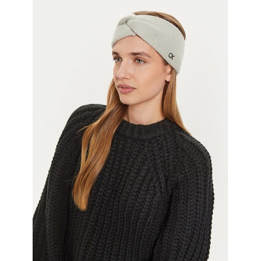 Calvin Klein Opaska materiałowa K60K612591 Szary ze sklepu MODIVO w kategorii Opaski damskie - zdjęcie 182672814