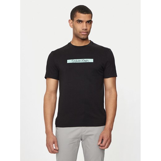 Calvin Klein T-Shirt Shadow Logo K10K113110 Czarny Regular Fit ze sklepu MODIVO w kategorii T-shirty męskie - zdjęcie 182673351
