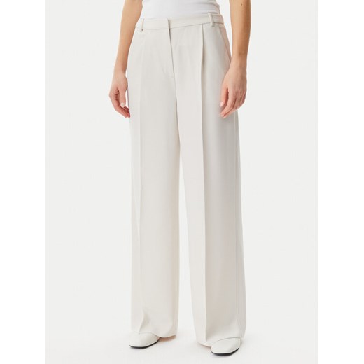 Calvin Klein Spodnie materiałowe Travel Twill K20K208214 Szary Wide Leg ze sklepu MODIVO w kategorii Spodnie damskie - zdjęcie 182674684