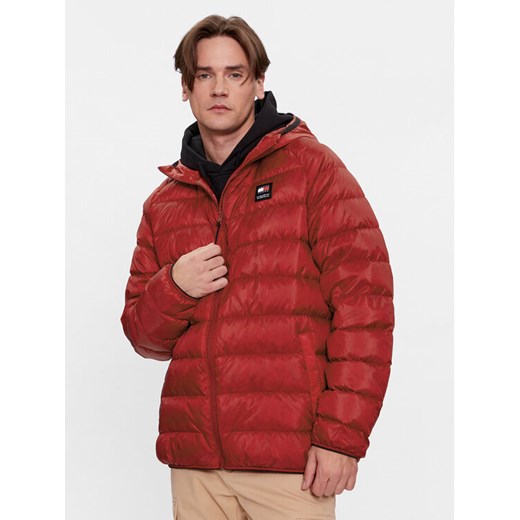 Tommy Jeans Kurtka przejściowa DM0DM17882 Czerwony Regular Fit ze sklepu MODIVO w kategorii Kurtki męskie - zdjęcie 182675003