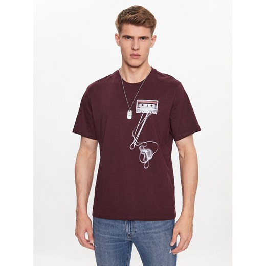 Levi's® T-Shirt 16143-1011 Bordowy Relaxed Fit ze sklepu MODIVO w kategorii T-shirty męskie - zdjęcie 182675781