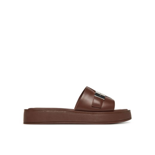 Calvin Klein Klapki Flatform Slide W/Ck Hw - Lth HW0HW02368 Brązowy ze sklepu MODIVO w kategorii Klapki damskie - zdjęcie 182675922