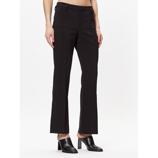 Gina Tricot Spodnie materiałowe Rosie 19197 Czarny Regular Fit ze sklepu MODIVO w kategorii Spodnie damskie - zdjęcie 182676740