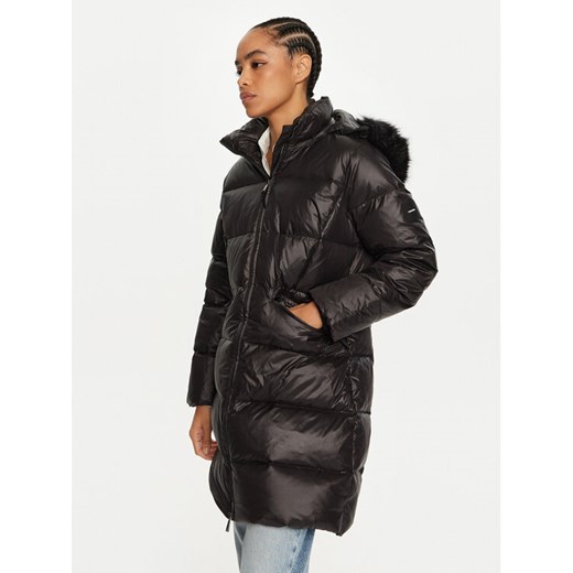 Calvin Klein Kurtka puchowa K20K207734 Czarny Regular Fit ze sklepu MODIVO w kategorii Kurtki damskie - zdjęcie 182676942