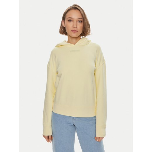 Calvin Klein Bluza Micro Logo K20K206631 Żółty Regular Fit ze sklepu MODIVO w kategorii Bluzy damskie - zdjęcie 182678172