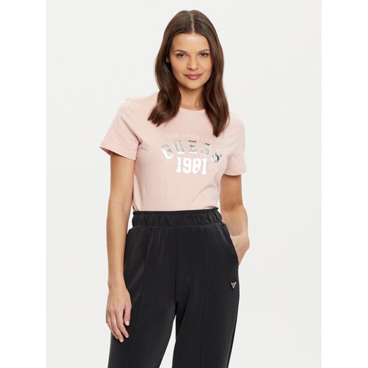 Guess T-Shirt V5RI06 I3Z14 Różowy Regular Fit ze sklepu MODIVO w kategorii Bluzki damskie - zdjęcie 182678414