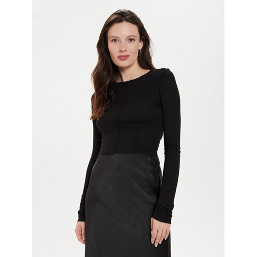 Gina Tricot Bluzka 21324 Czarny Slim Fit ze sklepu MODIVO w kategorii Bluzki damskie - zdjęcie 182678560
