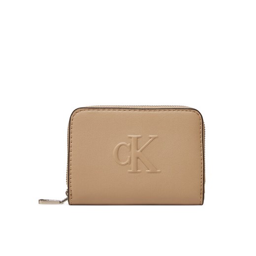 Calvin Klein Jeans Mały Portfel Damski Sculpted Med Zip Around Wallet LV04K1004G Beżowy ze sklepu MODIVO w kategorii Portfele damskie - zdjęcie 182680614