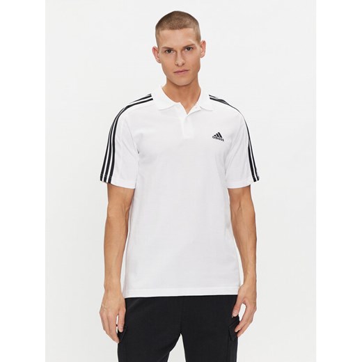 adidas Polo Essentials Piqué Embroidered Small Logo 3-Stripes Polo Shirt IC9312 Biały Regular Fit ze sklepu MODIVO w kategorii T-shirty męskie - zdjęcie 182681030