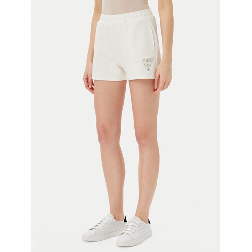 Guess Szorty sportowe V5GD19 KC3D2 Écru Relaxed Fit ze sklepu MODIVO w kategorii Szorty - zdjęcie 182682461