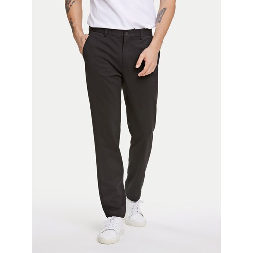 Lindbergh Chinosy 30-006052 Czarny Slim Fit ze sklepu MODIVO w kategorii Spodnie męskie - zdjęcie 182682872