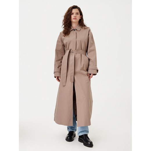 Calvin Klein Jeans Trencz J20J224713 Beżowy Regular Fit ze sklepu MODIVO w kategorii Płaszcze damskie - zdjęcie 182683000