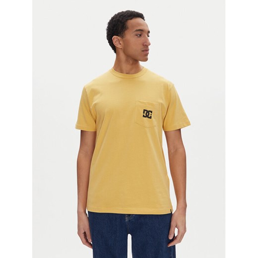 DC T-Shirt ADYZT05377 Żółty Heritage Fit ze sklepu MODIVO w kategorii T-shirty męskie - zdjęcie 182683172