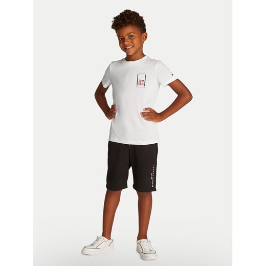 Tommy Hilfiger T-Shirt KB0KB09536 D Biały Regular Fit ze sklepu MODIVO w kategorii T-shirty chłopięce - zdjęcie 182684072