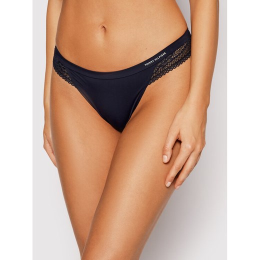 Tommy Hilfiger Stringi UW0UW02473 Granatowy ze sklepu MODIVO w kategorii Majtki damskie - zdjęcie 182685613