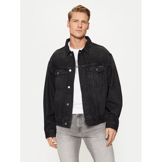 Calvin Klein Jeans Kurtka jeansowa Relaxed Denim Jacket J30J327024 Czarny Regular Fit ze sklepu MODIVO w kategorii Kurtki męskie - zdjęcie 182686163