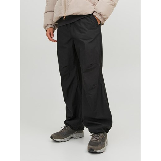 Jack&Jones Spodnie materiałowe 12242343 Czarny Balloon Fit ze sklepu MODIVO w kategorii Spodnie męskie - zdjęcie 182687671