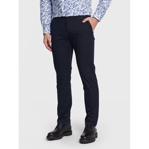 Tommy Hilfiger Chinosy Core Denton MW0MW28884 Granatowy Straight Fit ze sklepu MODIVO w kategorii Spodnie męskie - zdjęcie 182688243