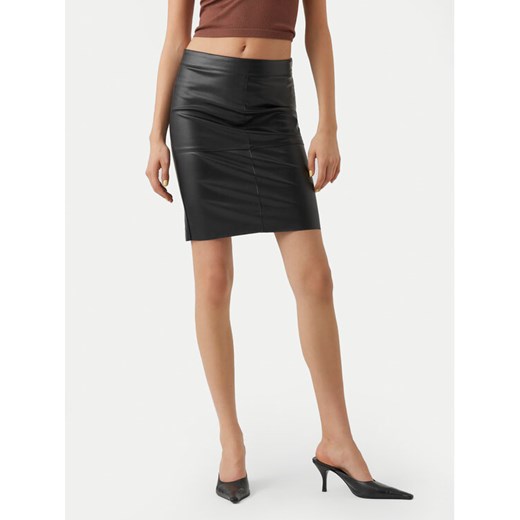 Vero Moda Spódnica z imitacji skóry Olympia 10274454 Czarny Slim Fit ze sklepu MODIVO w kategorii Spódnice - zdjęcie 182688751