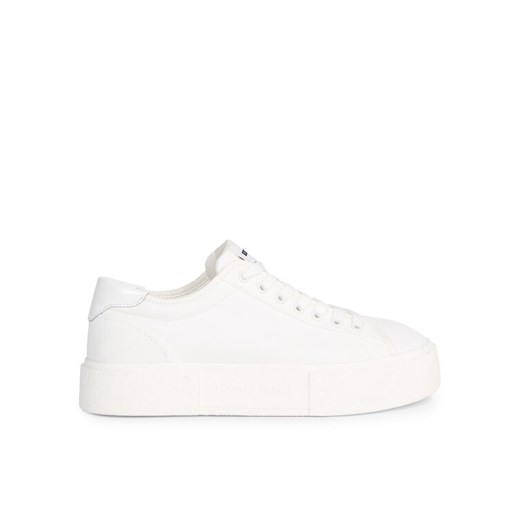 Tommy Jeans Sneakersy Tjw Foxing Flatform Sneaker EN0EN02480 Biały ze sklepu MODIVO w kategorii Trampki damskie - zdjęcie 182688851