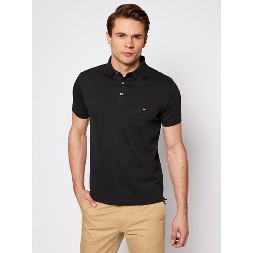 Tommy Hilfiger Polo 1985 MW0MW17771 Czarny Slim Fit ze sklepu MODIVO w kategorii T-shirty męskie - zdjęcie 182689092