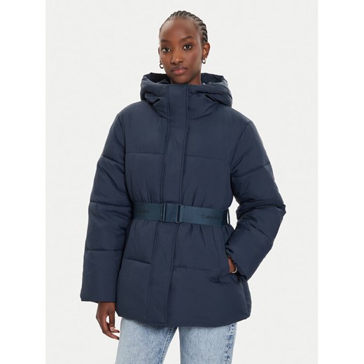 Calvin Klein Jeans Kurtka zimowa J20J224107 Granatowy Relaxed Fit ze sklepu MODIVO w kategorii Kurtki damskie - zdjęcie 182689751