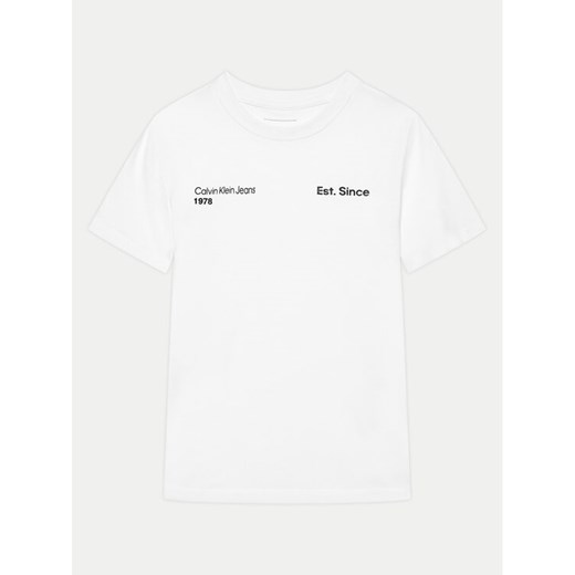 Calvin Klein Jeans T-Shirt IB0IB02236 Biały Regular Fit ze sklepu MODIVO w kategorii Bluzki dziewczęce - zdjęcie 182690150