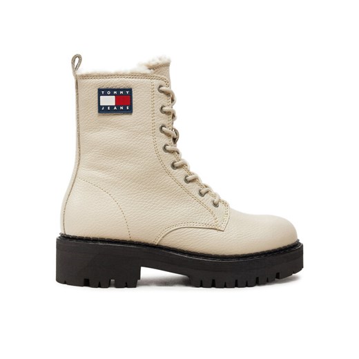 Tommy Jeans Botki Tjw Urban Boot Tumbled EN0EN02317 Beżowy ze sklepu MODIVO w kategorii Botki - zdjęcie 182690582