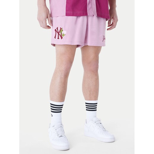 New Era Szorty sportowe New York Yankees MLB Woven 60596377 Różowy Regular Fit ze sklepu MODIVO w kategorii Spodenki męskie - zdjęcie 182691081