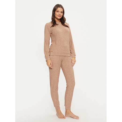 Selmark Piżama P8673 Beżowy Regular Fit ze sklepu MODIVO w kategorii Piżamy damskie - zdjęcie 182692551