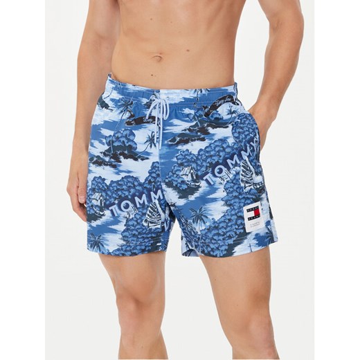 Tommy Hilfiger Szorty kąpielowe UM0UM03150 Niebieski Regular Fit ze sklepu MODIVO w kategorii Kąpielówki - zdjęcie 182693712
