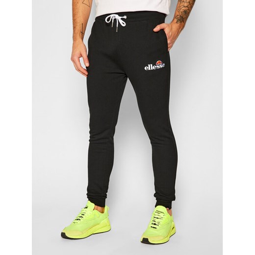Ellesse Spodnie dresowe Nioro SHS08783 Czarny Classic Fit ze sklepu MODIVO w kategorii Spodnie męskie - zdjęcie 182694131