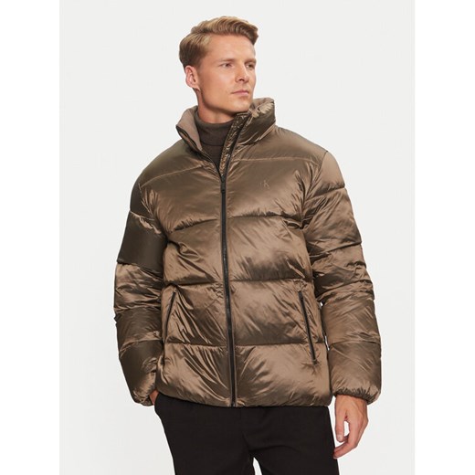Calvin Klein Jeans Kurtka zimowa J30J326097 Brązowy Regular Fit ze sklepu MODIVO w kategorii Kurtki męskie - zdjęcie 182694903
