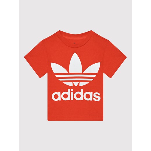 adidas T-Shirt Trefoil HE2189 Czerwony Regular Fit ze sklepu MODIVO w kategorii T-shirty chłopięce - zdjęcie 182695704