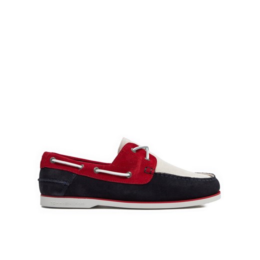 Tommy Hilfiger Mokasyny Th Boat Shoe Core Rwb Suede FM0FM04630 Granatowy ze sklepu MODIVO w kategorii Mokasyny męskie - zdjęcie 182696984