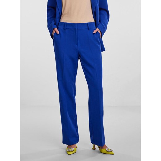 YAS Spodnie materiałowe Likka 26030744 Niebieski Regular Fit ze sklepu MODIVO w kategorii Spodnie damskie - zdjęcie 182698691