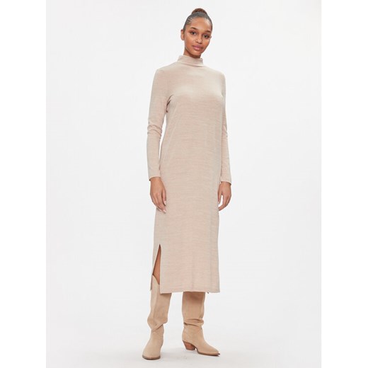 Vero Moda Sukienka dzianinowa 10293849 Écru Regular Fit ze sklepu MODIVO w kategorii Sukienki - zdjęcie 182698711