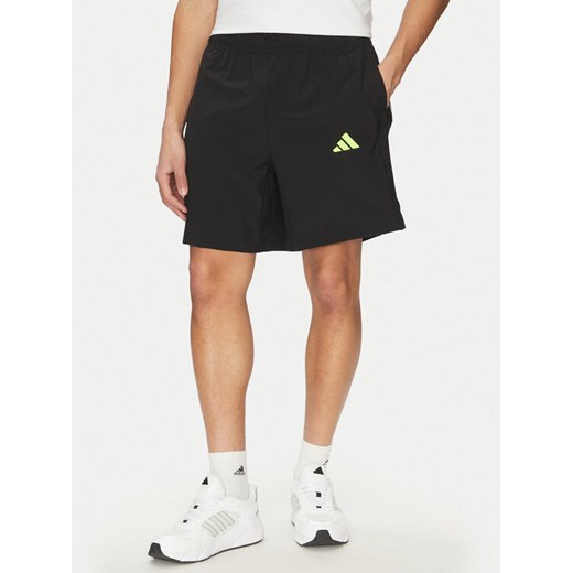 adidas Szorty sportowe Tech JM6252 Czarny Regular Fit ze sklepu MODIVO w kategorii Spodenki męskie - zdjęcie 182699064