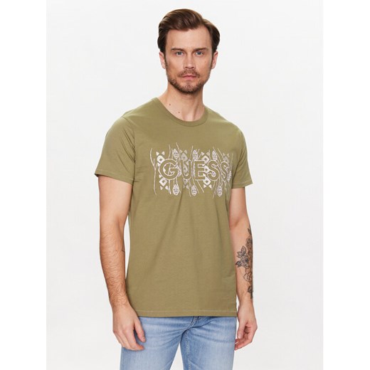 Guess T-Shirt M3GI15 K8FQ4 Zielony Regular Fit ze sklepu MODIVO w kategorii T-shirty męskie - zdjęcie 182699671