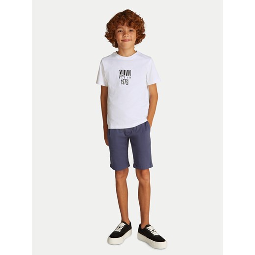 Calvin Klein Jeans T-Shirt Good Level IB0IB02456 Biały Regular Fit ze sklepu MODIVO w kategorii T-shirty chłopięce - zdjęcie 182699760