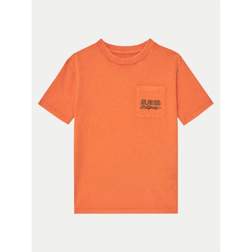 Guess T-Shirt L5RI30 K8HM4 Pomarańczowy Regular Fit ze sklepu MODIVO w kategorii T-shirty chłopięce - zdjęcie 182700872
