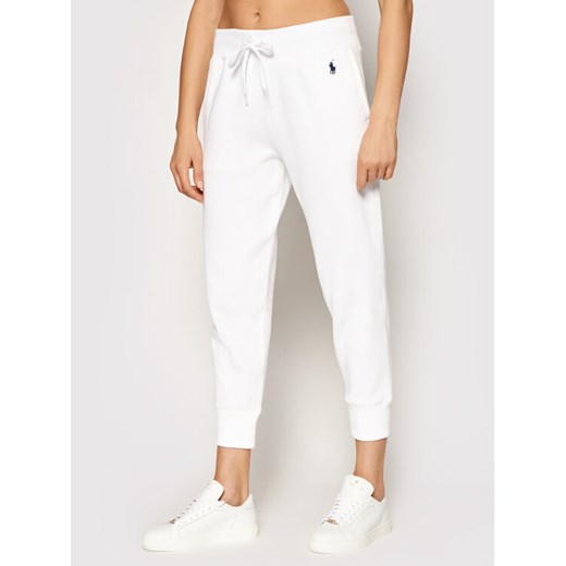 Polo Ralph Lauren Spodnie dresowe Akl 211794397002 Biały Regular Fit ze sklepu MODIVO w kategorii Spodnie damskie - zdjęcie 182702040