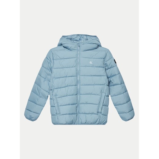 Calvin Klein Jeans Kurtka zimowa Inst Logo IB0IB02174 Niebieski Regular Fit ze sklepu MODIVO w kategorii Kurtki chłopięce - zdjęcie 182702114