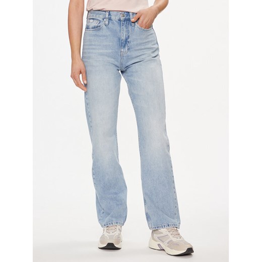Calvin Klein Jeans Jeansy J20J222779 Niebieski Straight Fit ze sklepu MODIVO w kategorii Jeansy damskie - zdjęcie 182704911