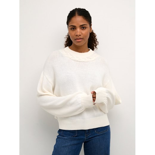 Kaffe Sweter Neva 10507609 Écru Regular Fit ze sklepu MODIVO w kategorii Swetry damskie - zdjęcie 182705393
