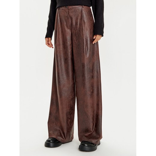 Haveone Spodnie z imitacji skóry PVI-M062 Brązowy Wide Leg ze sklepu MODIVO w kategorii Spodnie damskie - zdjęcie 182705503