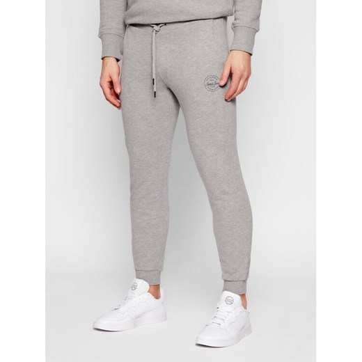Jack&Jones Spodnie dresowe Gordon 12165322 Szary Regular Fit ze sklepu MODIVO w kategorii Spodnie męskie - zdjęcie 182707044