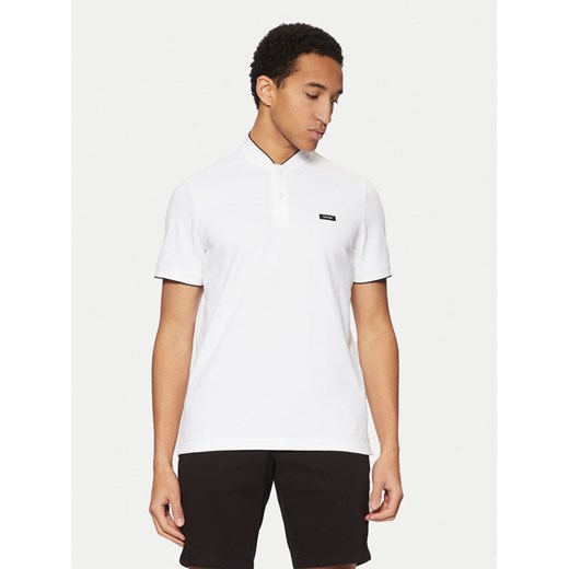 Calvin Klein Polo K10K114139 Biały Regular Fit ze sklepu MODIVO w kategorii T-shirty męskie - zdjęcie 182709434