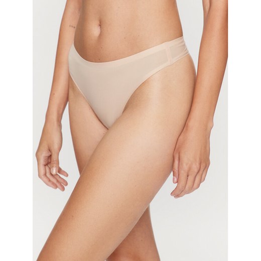 Chantelle Stringi Soft Stretch C26490 Beżowy ze sklepu MODIVO w kategorii Majtki damskie - zdjęcie 182710614